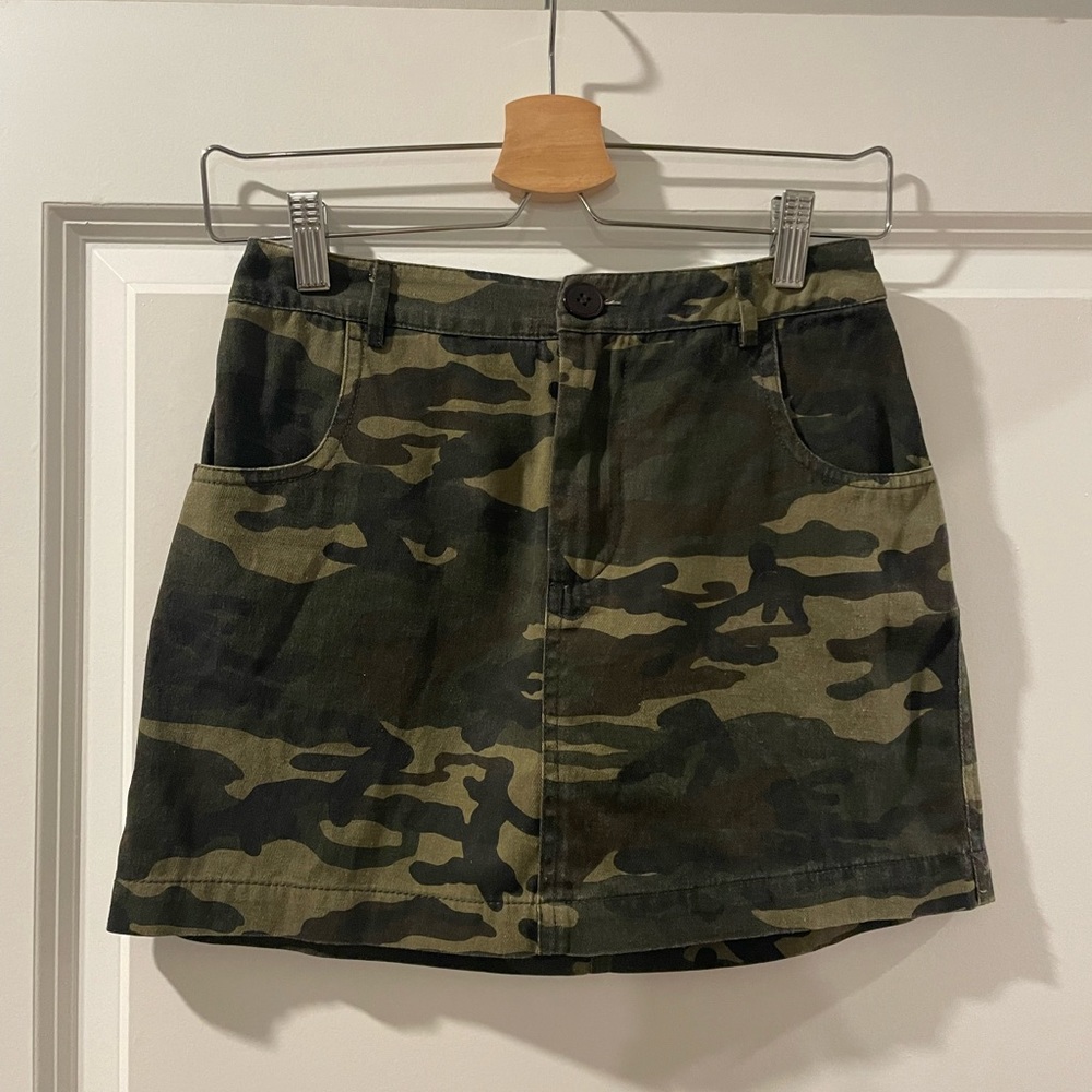 OotdFash Camo Skirt